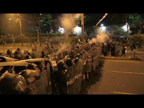 Pérou : affrontements entre police et manifestants anti-gouvernement | AFP