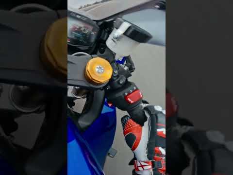 Dan Linfoot POV 👀

The perfect way to see Monteblanco from the recent GSX-R launch.