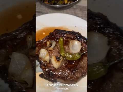 CHEF WINT Trying one of the BEST JUICY STEAK in Las Vegas