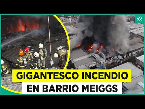 Incendio consume locales y bodegas en Barrio Meiggs: Robo a cajero habría iniciado el fuego