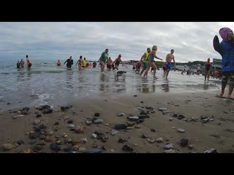 view Boxing Day Swim in Swanage Bay 2018