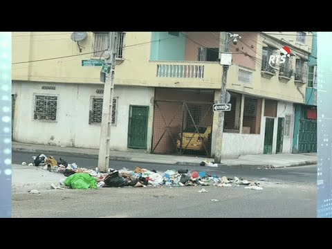 Denuncian calles llenas de basura