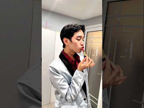 The Joker is breaking his wife's lipstick 😰 What did the Joker's wife do now 😱