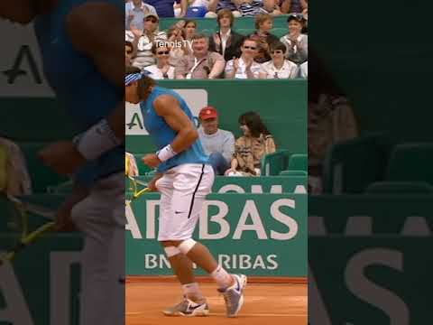 Ridiculous Nadal Slide 😳