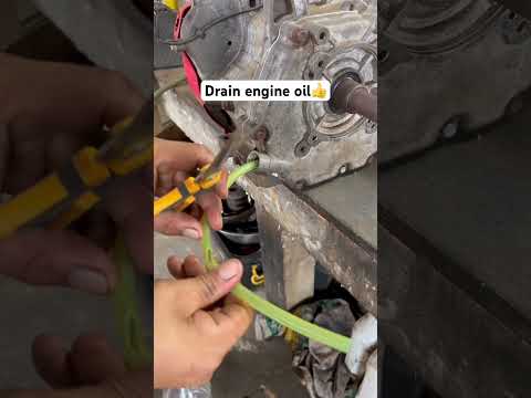 DIY hose to drain engine oil without removing the drain plug😱 #mechanic #subscribe #highlights #diy