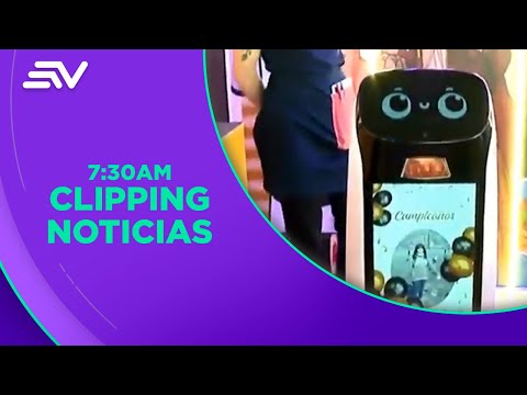Un robot mesero llegó a Ecuador para entretener al público
