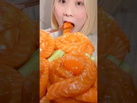 サーモン麺のユッケ🐟 Salmon Noodle Yukhoe🐟 MIYU ASMR #asmr #asmreating #asmrfood #mukbang