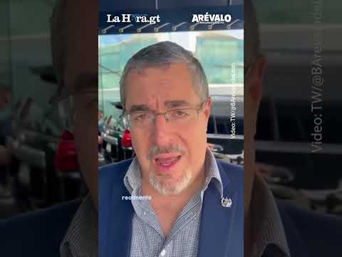 Arévalo regresa de México por ataque a la democracia y pide unión