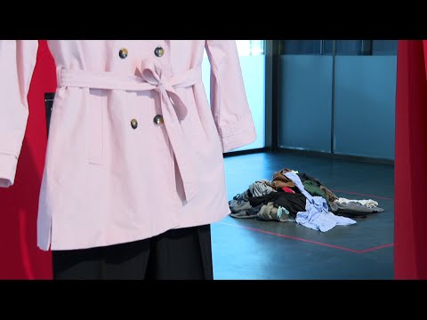La ropa que vestían 8 mujeres cuando fueron violadas protagoniza una muestra en el Museo del Tr