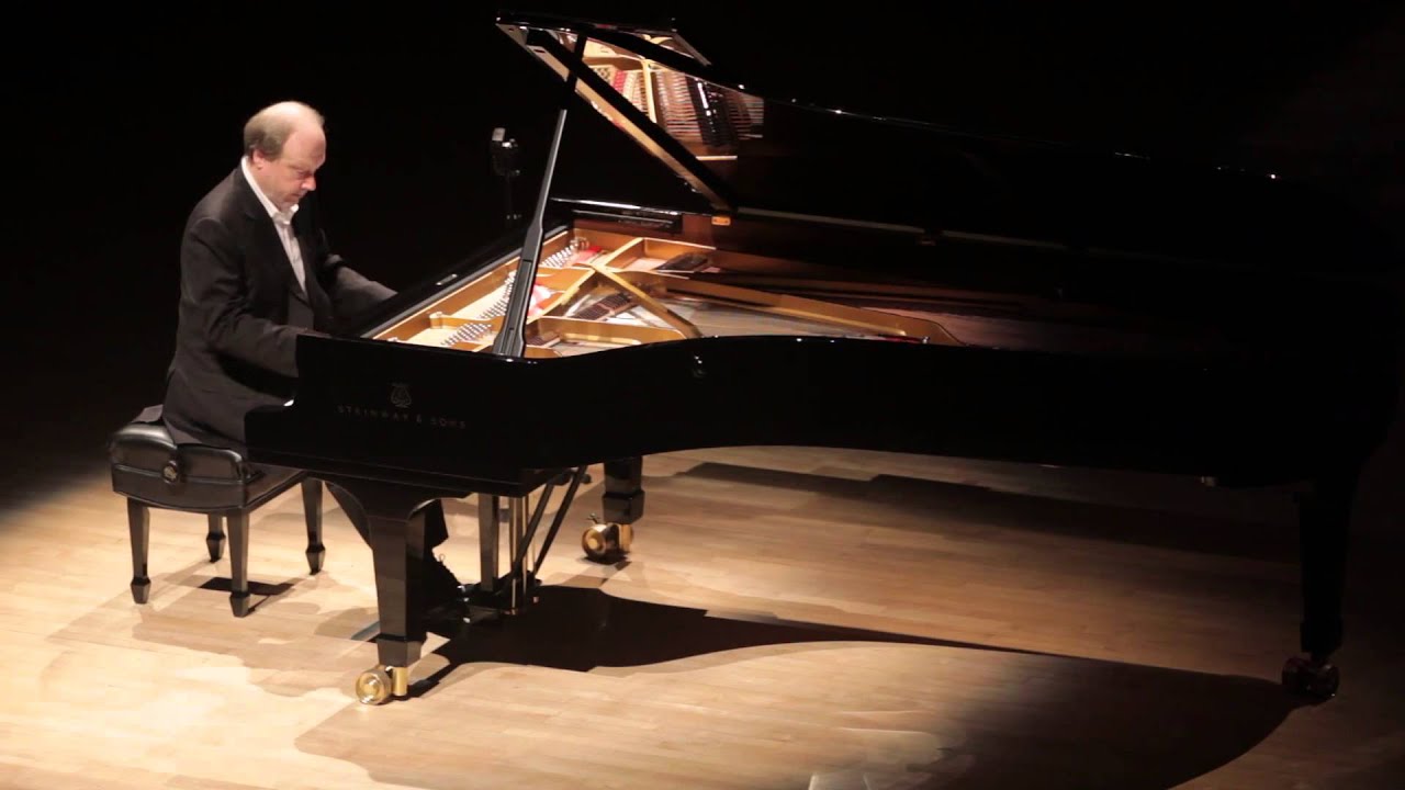 Mission Possible. Marc-André Hamelin Performs Beethoven, Schumann and Ravel