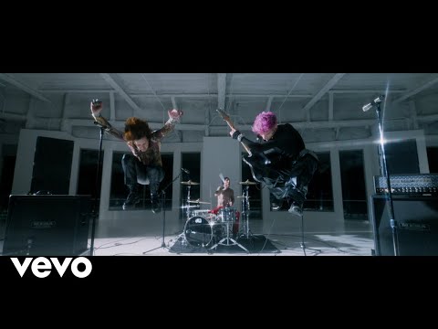 Machine Gun Kelly - maybe feat. Bring Me The Horizon (Official Music Video)