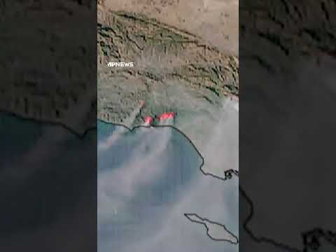 Imagens de satélite mostram fumaça saindo de incêndios na área de Los Angeles #shorts