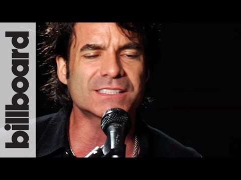 Train 'Hey, Soul Sister' Billboard Live Acoustic Studio Session