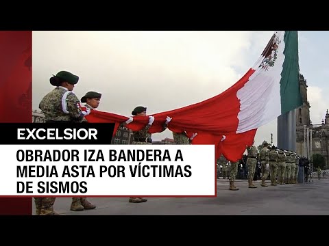 Ceremonia en el Zócalo capitalino en memoria de víctimas de los sismos de 1985 y 2017