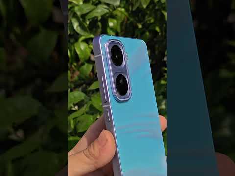 iQOONeo11 is ready to face the storm, and the neon light in your hand is so cool! ! !