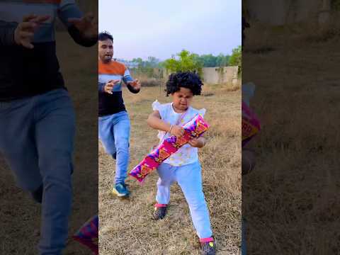 Misti ki chips or bag Leke bhag gaye🤗🤣🤪 #shorts #trending #viralvideo