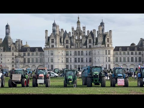 Crise agricole: action des agriculteurs devant le château de Chambord | AFP Images