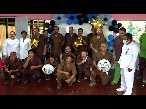 Personal y pacientes del hospital psicosocial celebra el Día del Padre