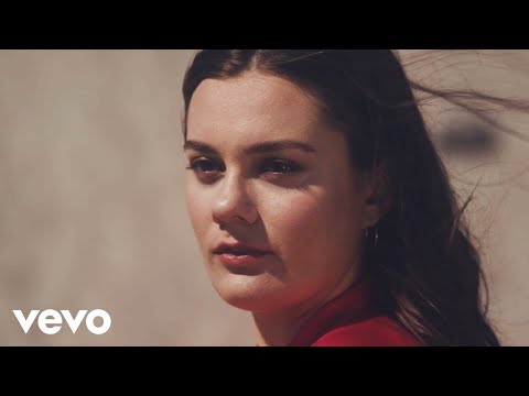 Emelie Hollow Concert Tickets - 2026 Tour Dates