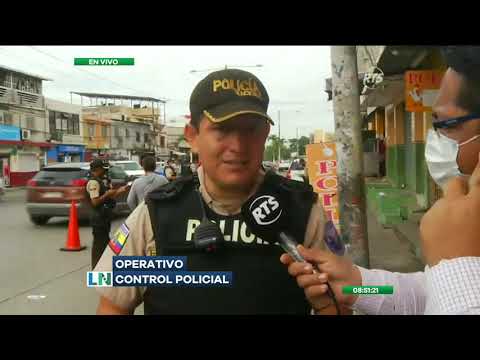 Efectivos realizan un control policial tras los constantes asesinatos en el norte de Guayaquil