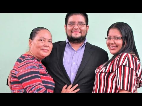 Alabando a Dios en familia