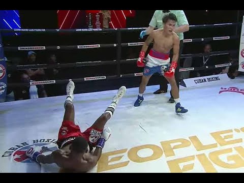 Vincent Astrolabio (Filipinas) derrota a Guillermo Rigondeaux (Cuba)