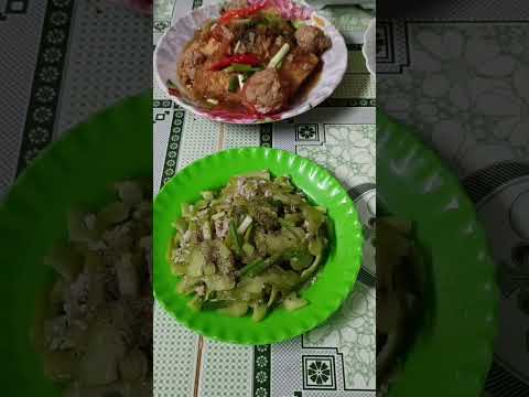 bữa cơm gia đình đơn giản mà ngon