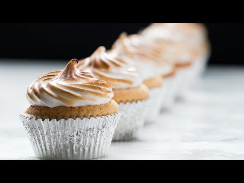 Lemon Meringue Cupcakes