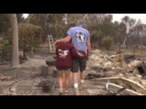 California wildfire evacuees return to devastation