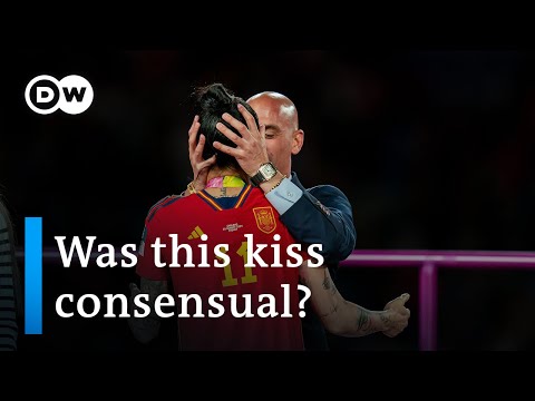 Spanish Football Federation threatens players over kiss 'lies'| DW News