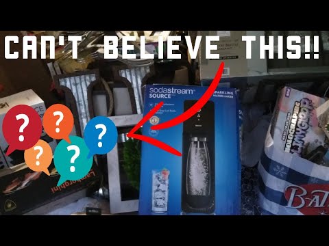 WE WENT DUMPSTER DIVING AT 18 STORES AND HIT BIG!!