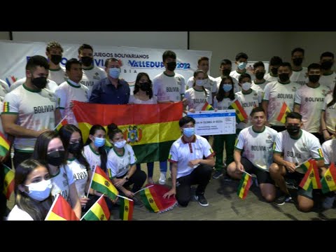 200 deportistas bolivianos, rumbo a los Bolivarianos en Colombia