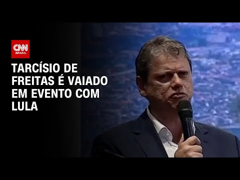 ​Tarcísio de Freitas é vaiado em evento com Lula | BASTIDORES CNN