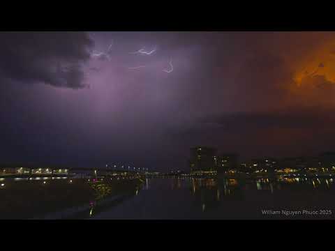 Crawler lightning - Darwin Thunderstorm 23 Feb 2025 - 4K 50fps