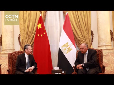 El ministro de Relaciones Exteriores de China continúa su gira por África