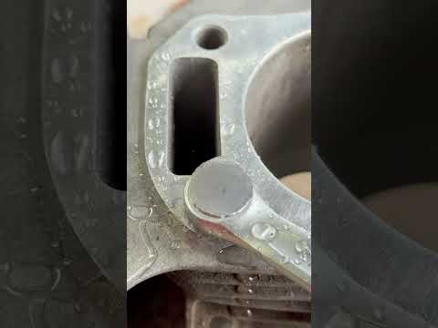 Old school mechanic technique removal <strong>broken</strong> bolt👨‍🔧🇺🇸 #trending #automobile #usa #trend #viral