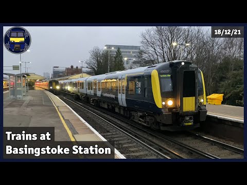 Trains at Basingstoke Station | 18/12/21