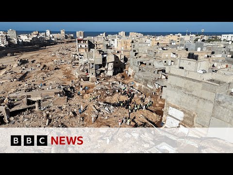 Libya flooding: Calls for Derna evacuation as search for dead continues - BBC News
