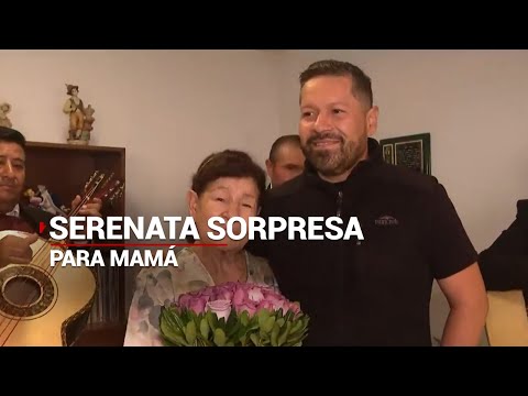 CONMOVIDA | Así reaccionó la madre SORPRENDIDA con flores y MARIACHI por Primera Línea