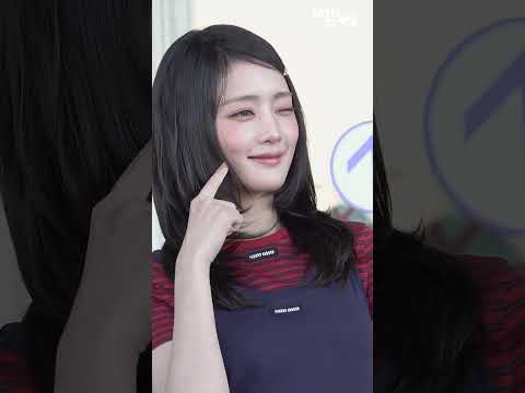 아이들 민니, 이 정도면 공항에서 애교 팬미팅 중ㅣ idle, MINNIE  [MTN 직캠]