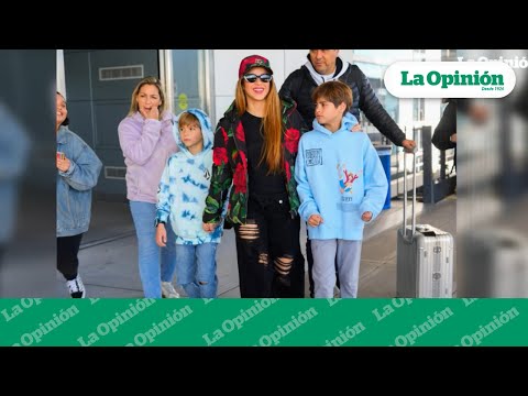 Shakira comienza su nueva vida de la mano de amigos | La Opinión