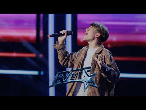 Mark Chitoraga a cucerit-o pe Andra cu timbrul vocal încă de la primele note | Românii Au Talent S16