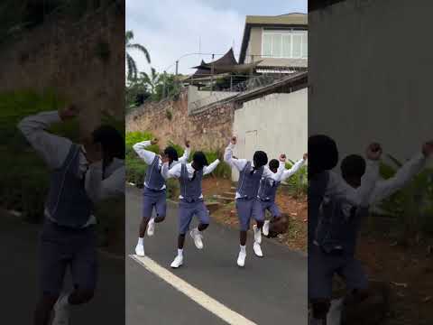 New vibe in town 🔥 ( video dance ) #subscribe #shorts #dance #amapiano