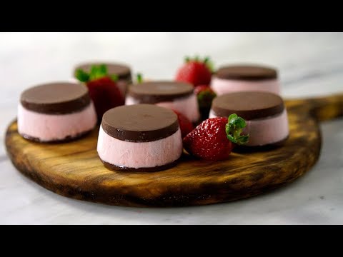 Strawberries Are The Best Things to Ever Happen to These Chocolate Recipes