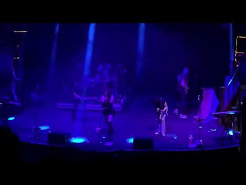 MUNA ‘Everything’ Albert Hall Manchester 21/11/22