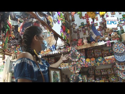 Mercado de Artesanías en San Salvador reabre sus puertas