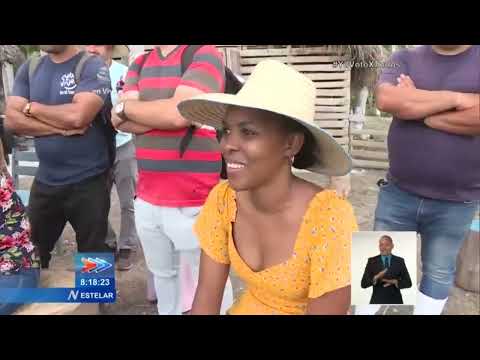 Cuba: Continúan candidatos a Diputados intercambios con el pueblo de Arroyo Naranjo