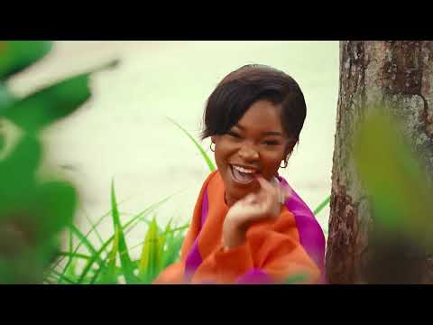 Image: INDIRA - C’est Plus Beau Le Soleil (Clip Officiel) (U)