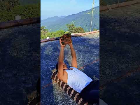 आंखों में सपना कंधों पर जिम्मेवारियां ##theshuklasisters