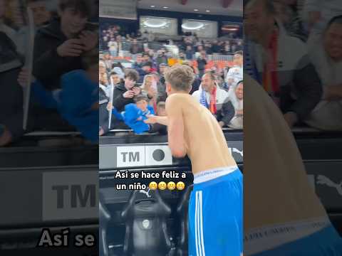 El bonito gesto de Dean Huijsen 👀